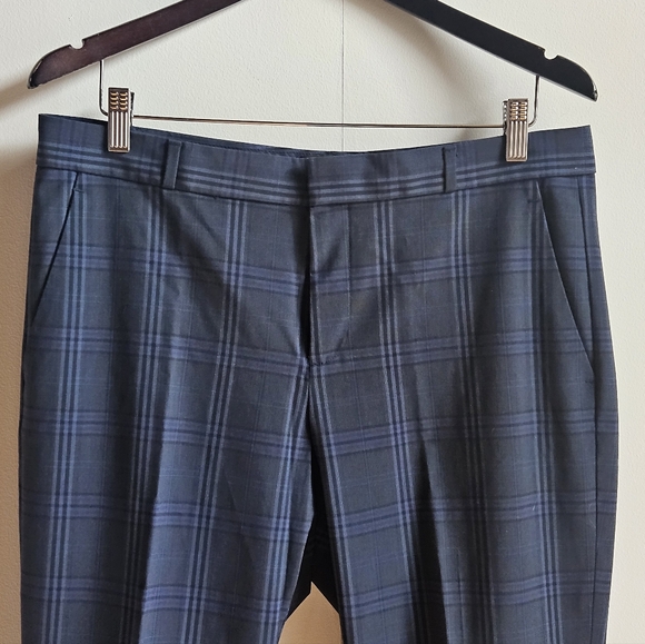 Banana Republic Logan Trouser-Fit Washable Italian Wool-Blend Pant in 10L - Picture 2 of 16